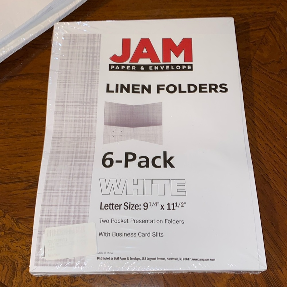Sealed new linen folders 4 individual packs